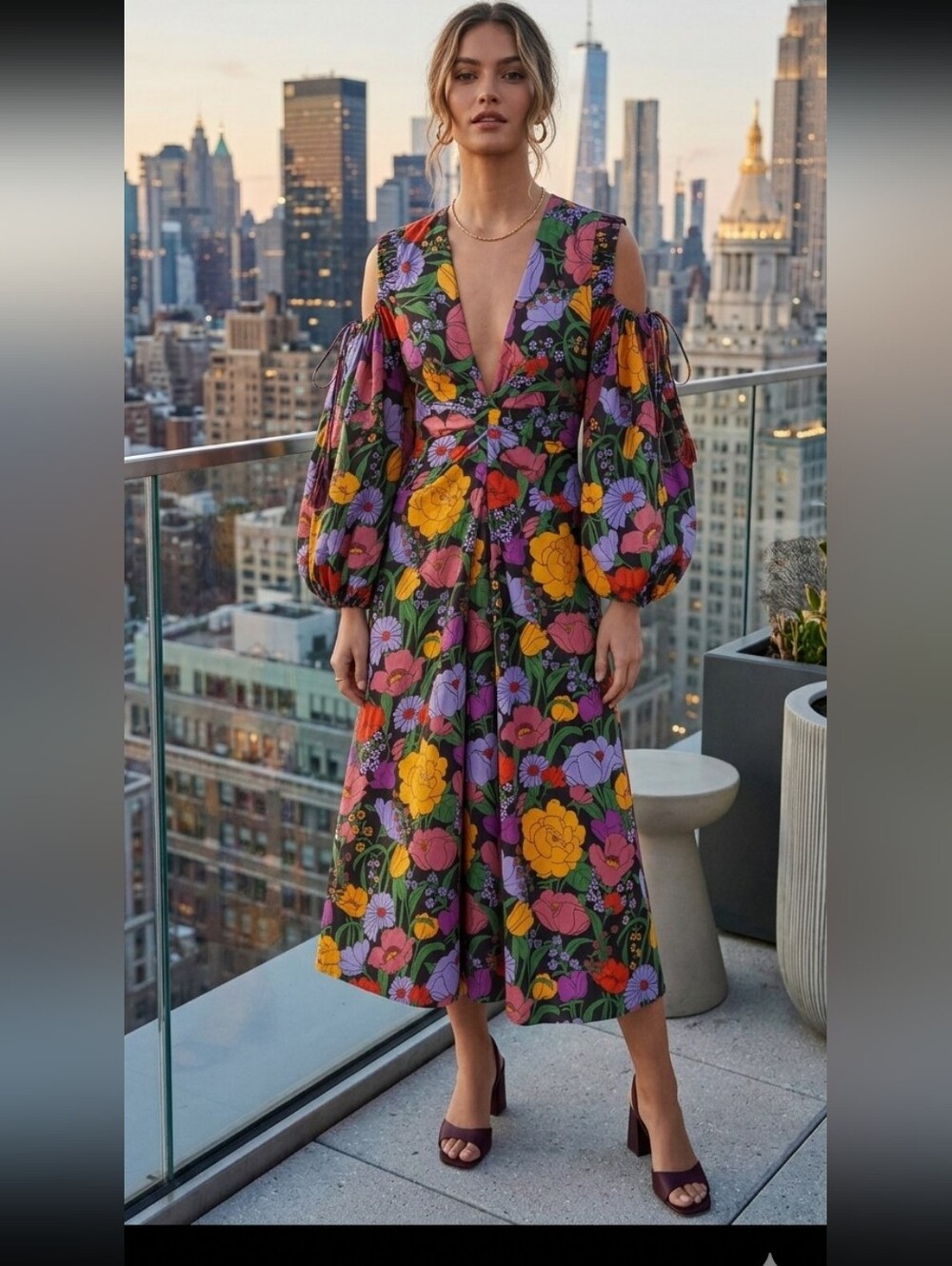 FARM Rio Bucolic Garden Sleeve Cut Out Dress